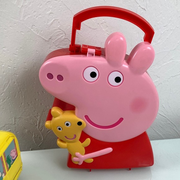 Peppa pig bundle plush Carrying case dvd book food truck 10 figures EUC - Picture 12 of 12